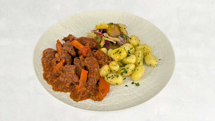 Tuscan beef goulash in red wine sauce
