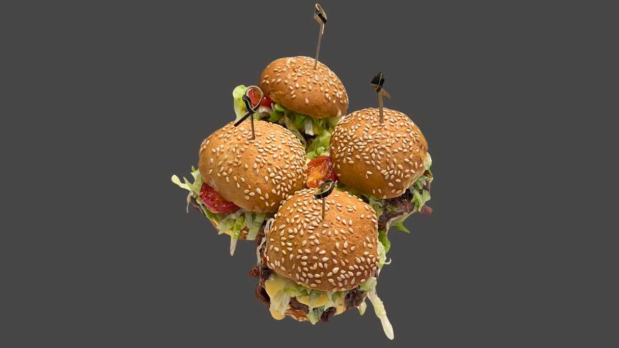 Mini burgeriukai su plėšyta jautiena, salotomis, sūrio padažu, agurkėliais 12vnt