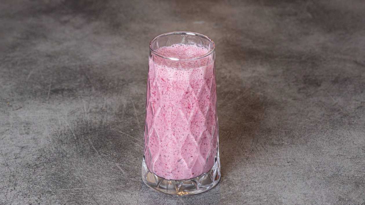 Barnyard Berry Boost Smoothie