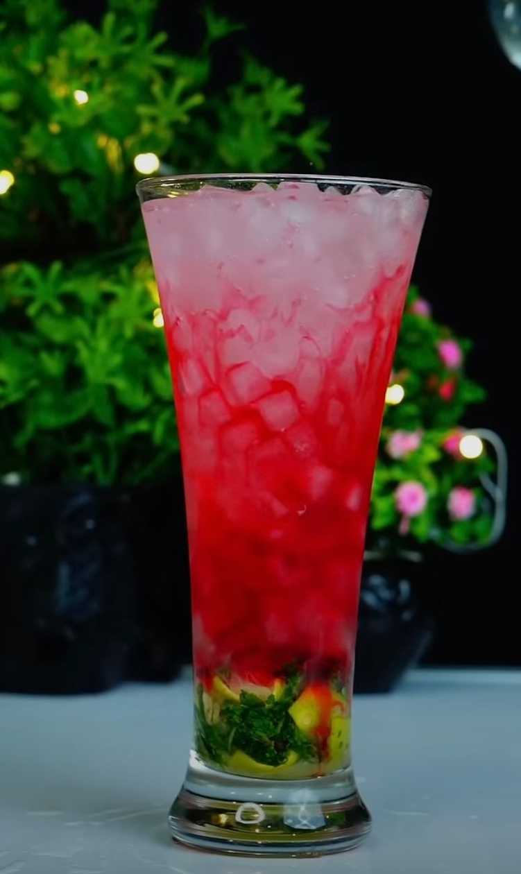 Rose mojito