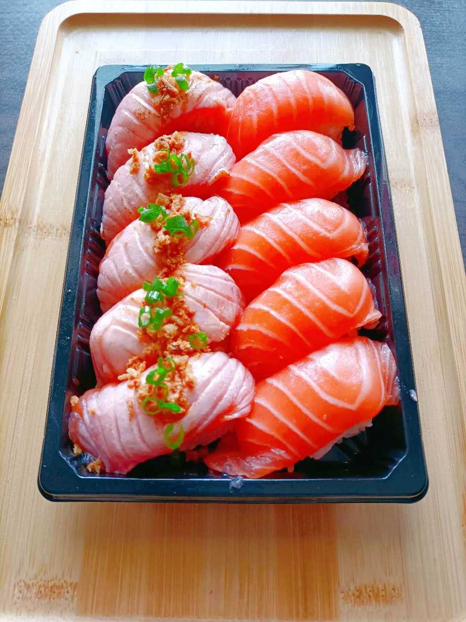 F5 Nigiri Salmão Braseado