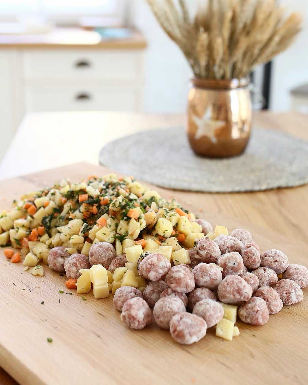Frozen Soup with Meatballs