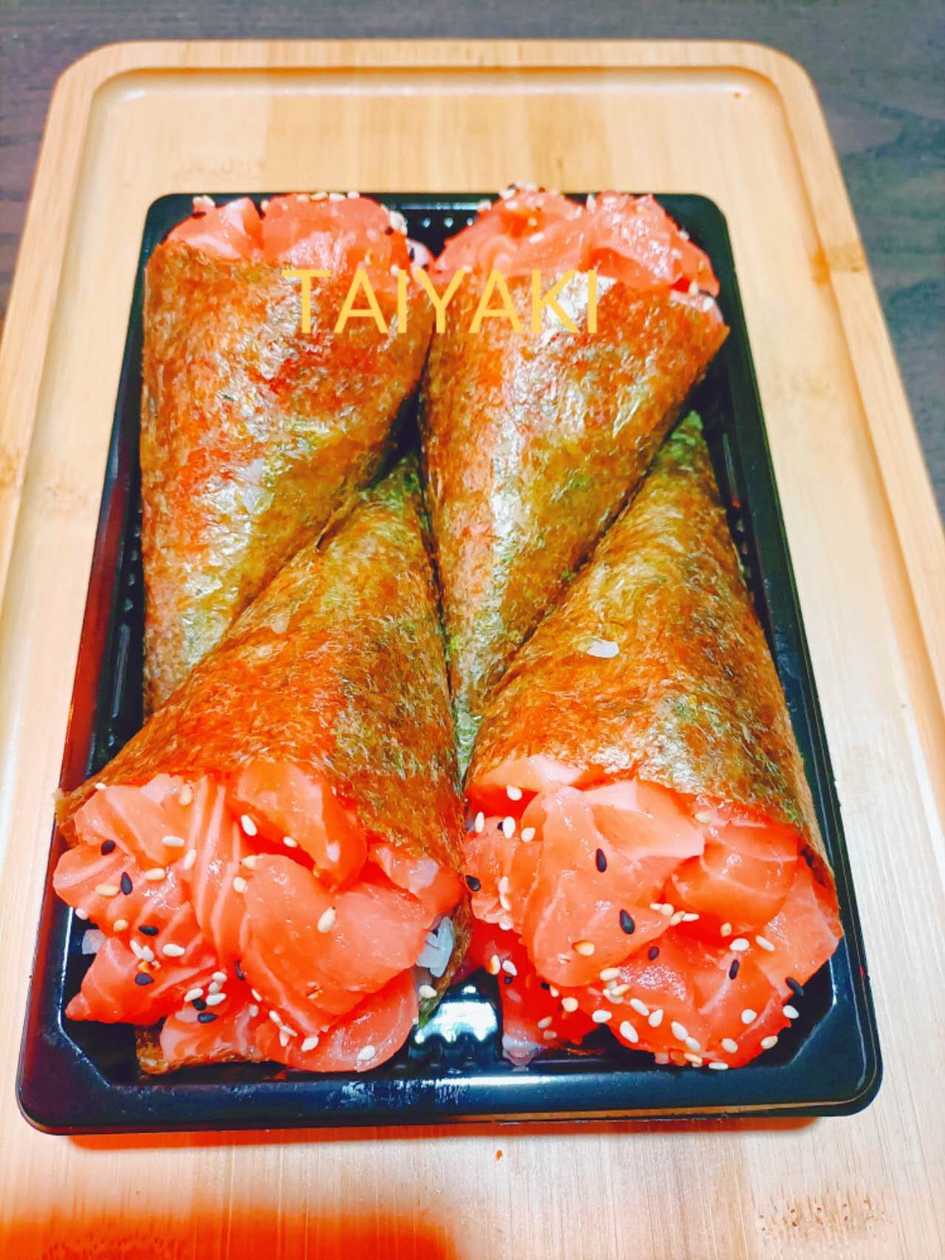 F9  Temaki Salmão