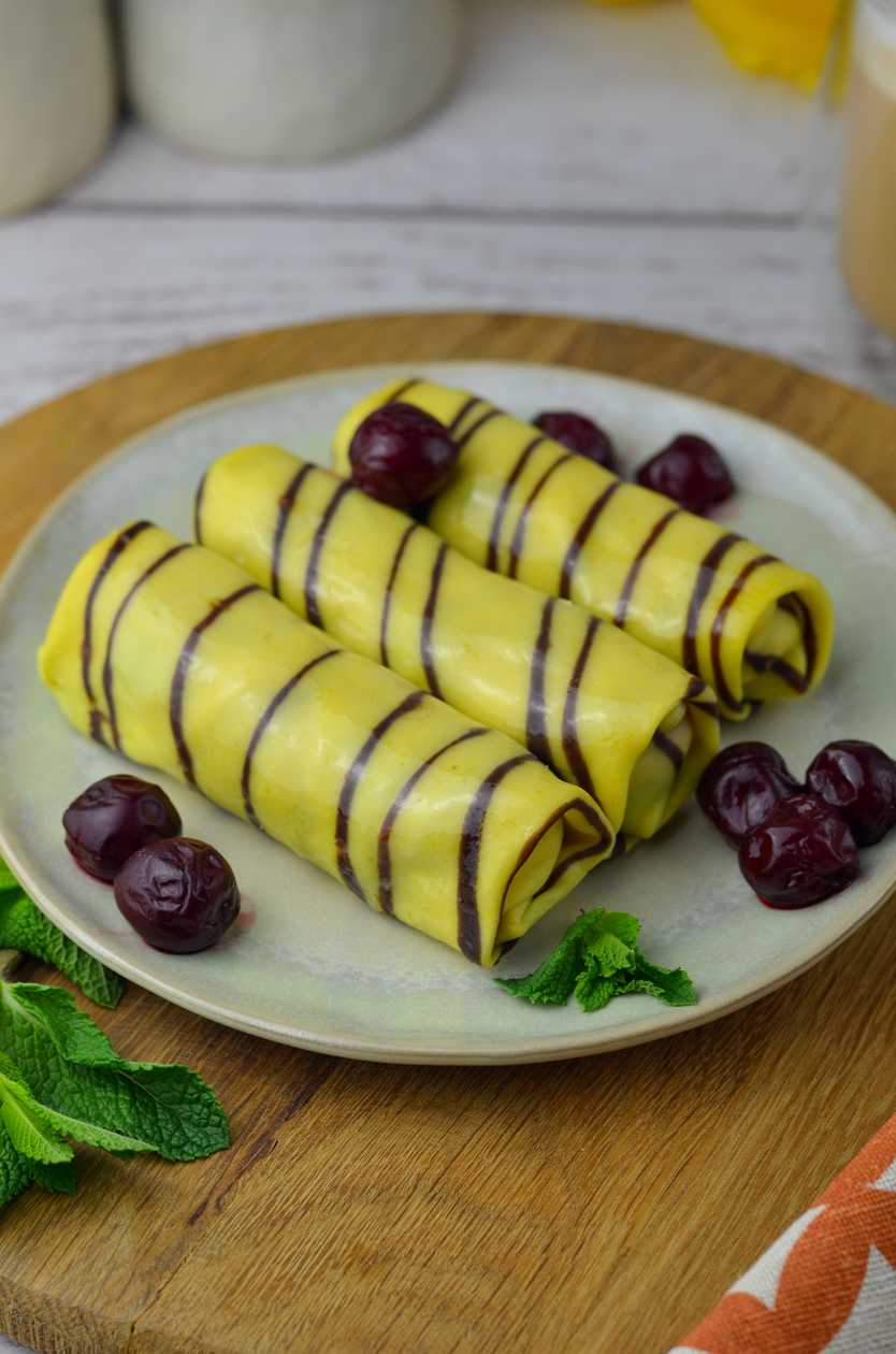 Frozen Crepes with Nutella and Cherries (6 pcs)