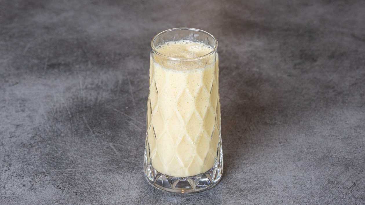 Tropical Rooster Rise Smoothie