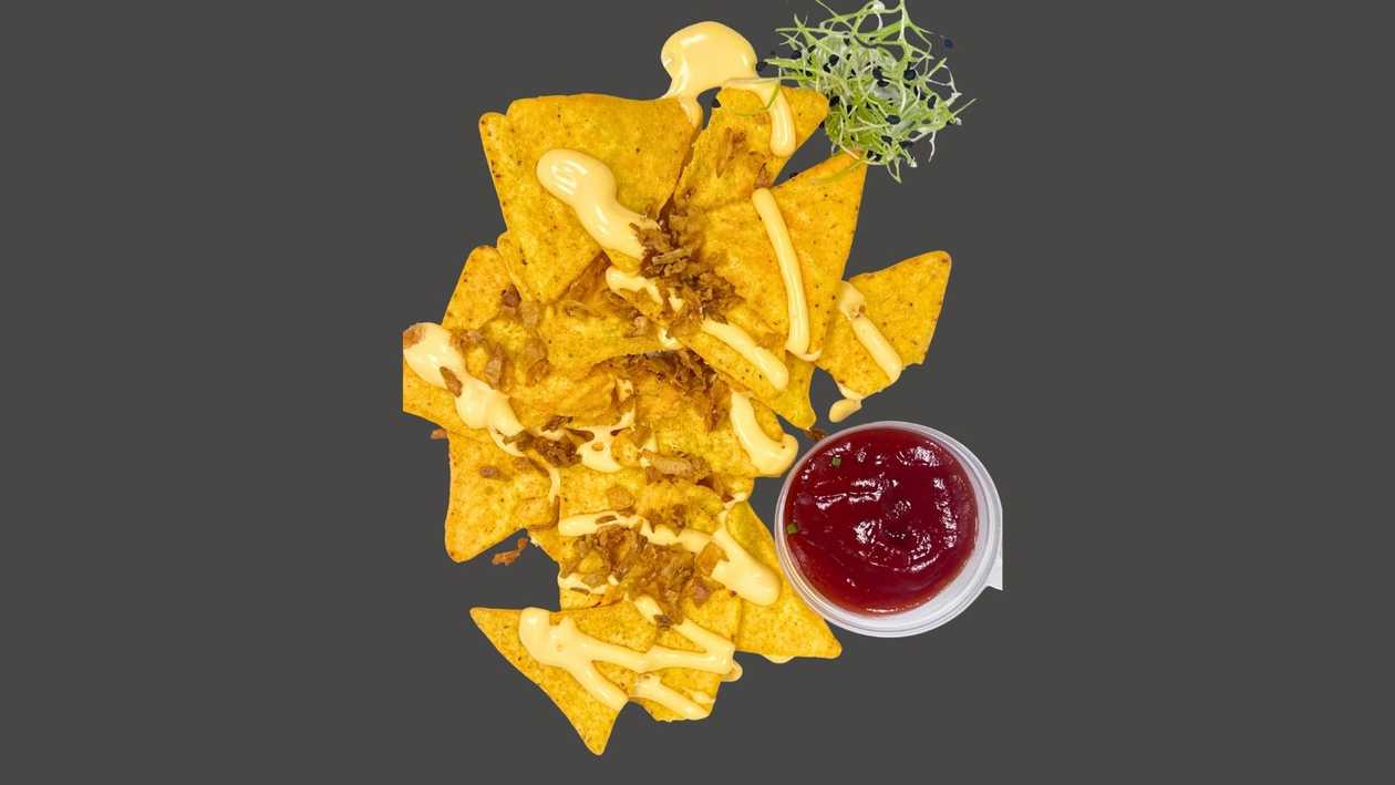Nachos su čederiu