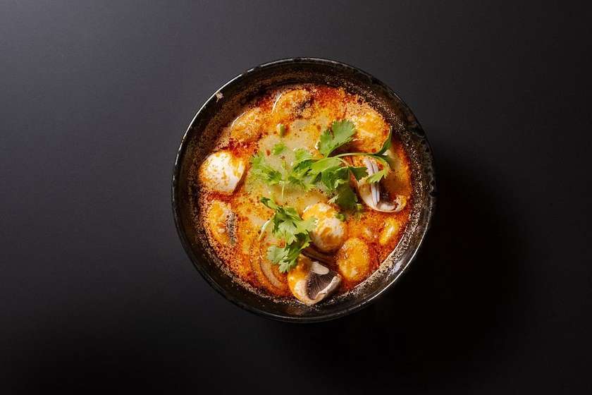 12.Tom Kha