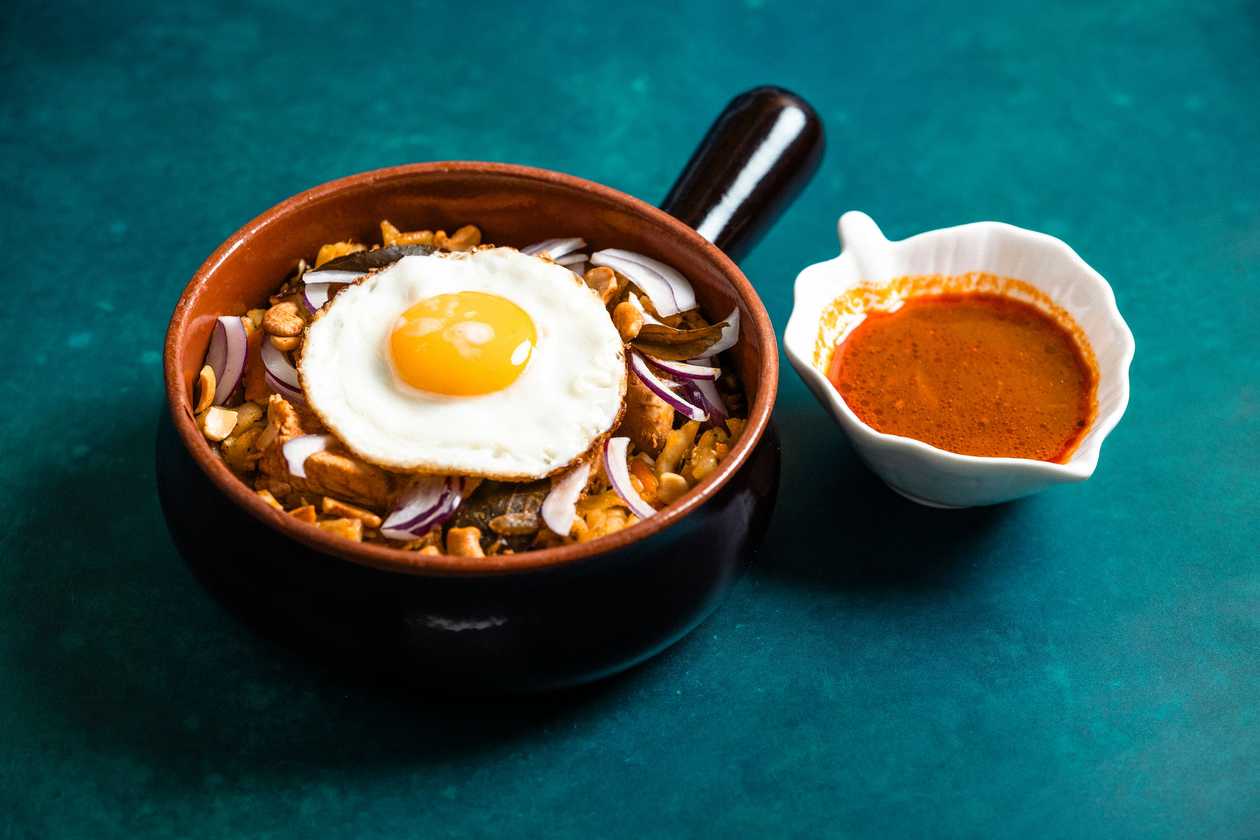 Kottu biryani cu vita