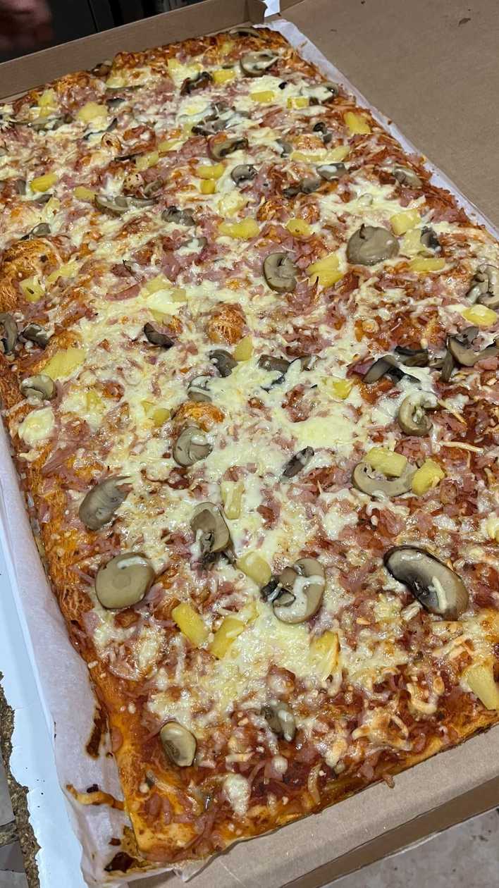 Pizza Havaiana