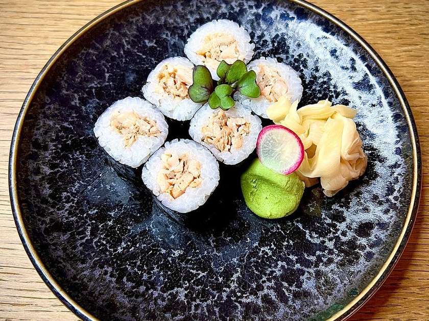 Hosomaki Grilled Salmon