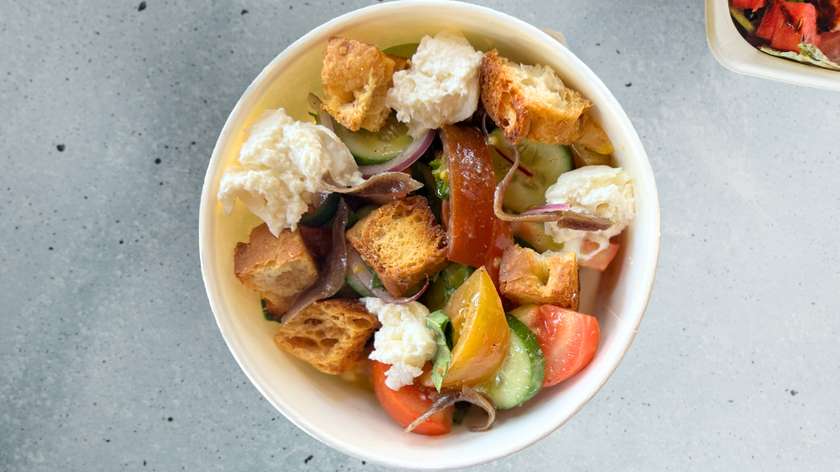 Panzanella salad