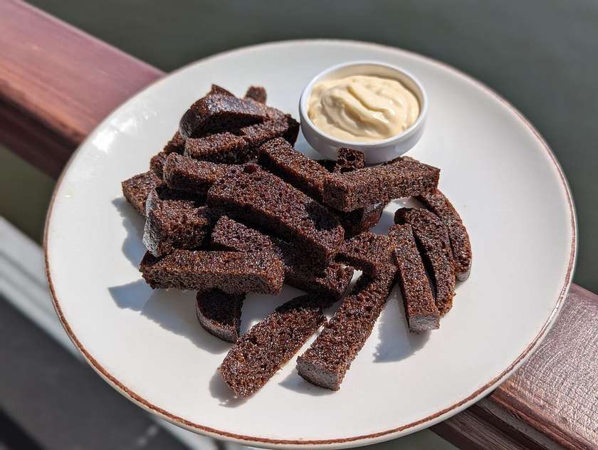 Garlic croutons
