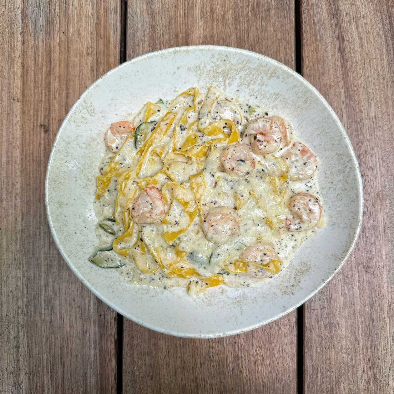Fettuccine with Shrimp and Zucchini