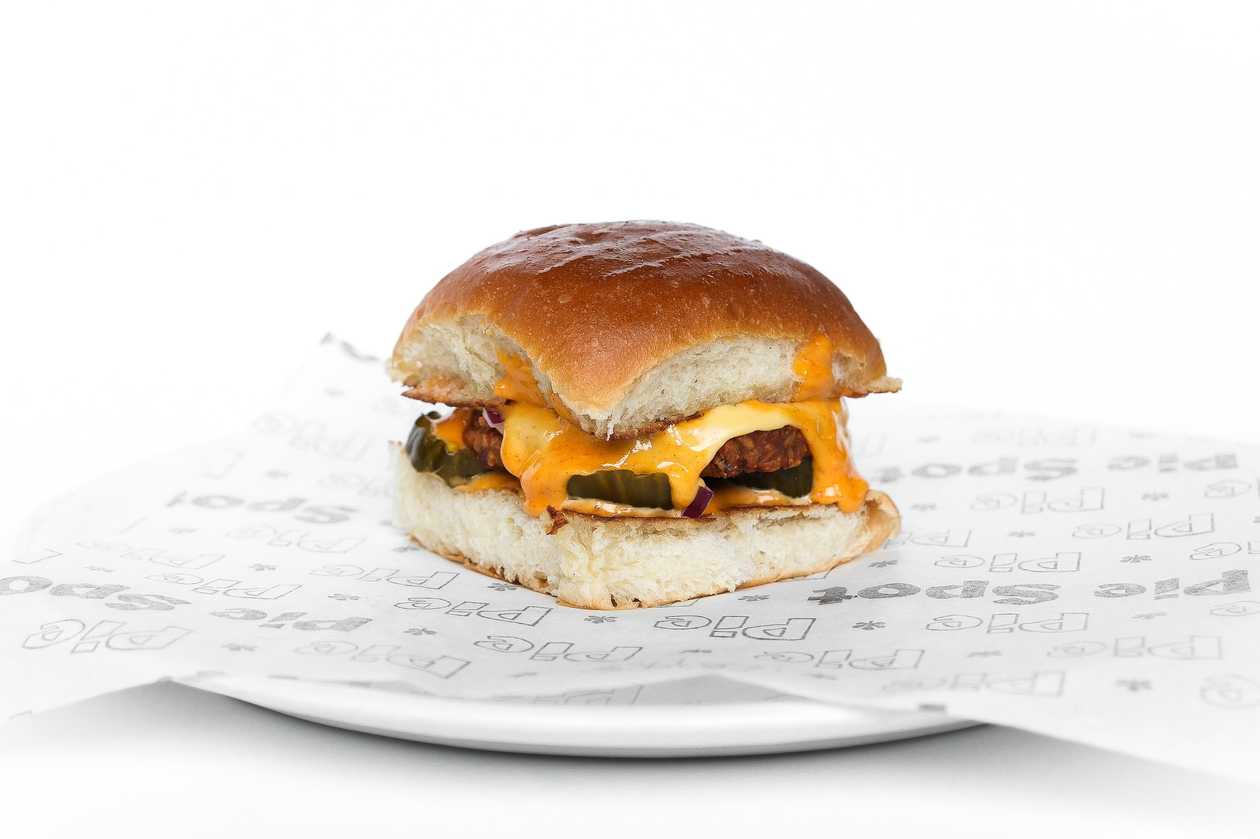 Tempeh Cheeseburger
