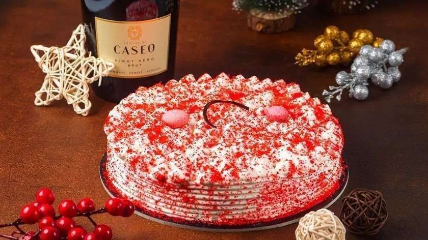 "Red Velvet" Cake (Large)
