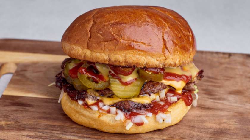 Smash pastirma burger