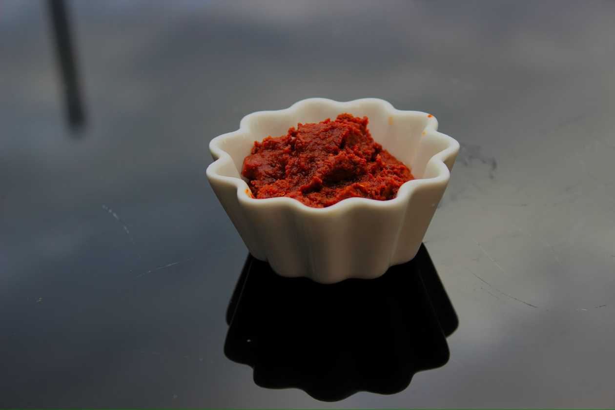 Adjika (Georgian Spicy peper paste)