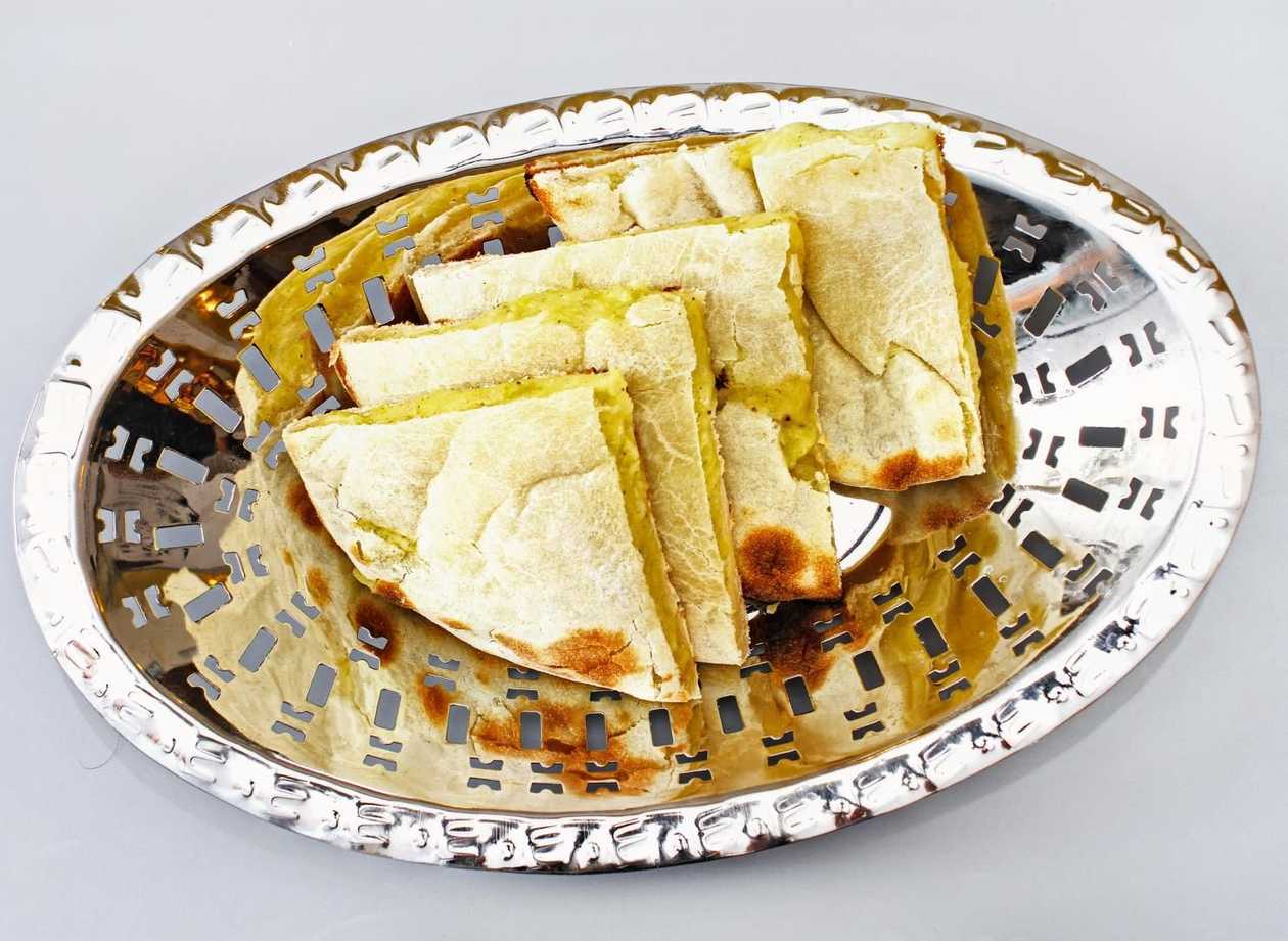 Cheese Garlic Paratha