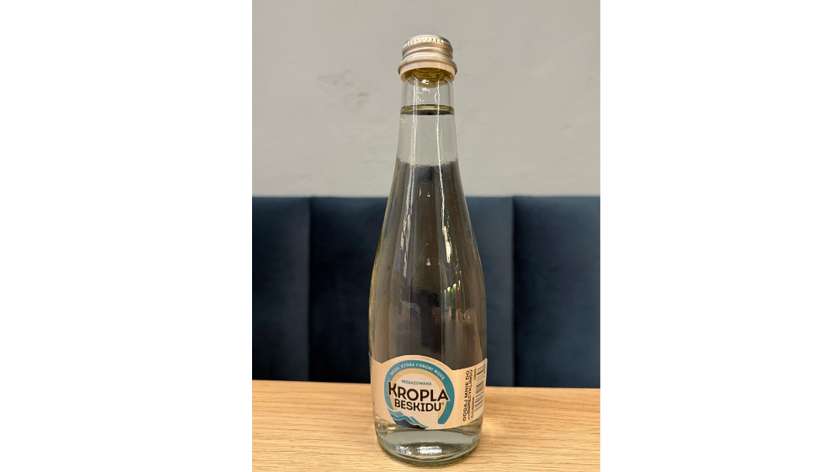 Woda gazowana 0,25l