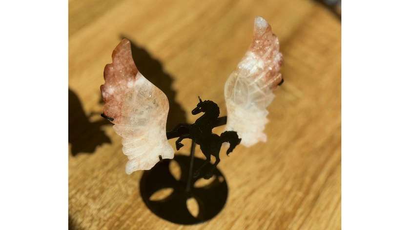 Fire Quartz Unicorn (200g)