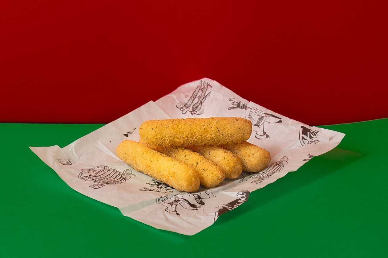 🧀 Mozzarella Sticks