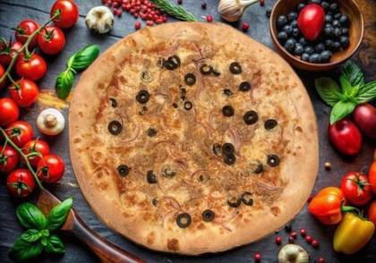 Pizza tonno e cipolla