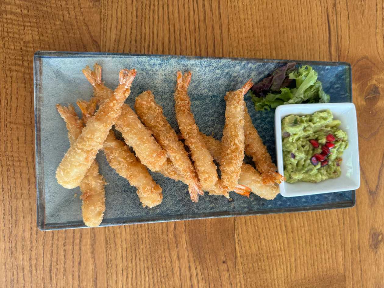 Crispy Shrimp* with Guacamole