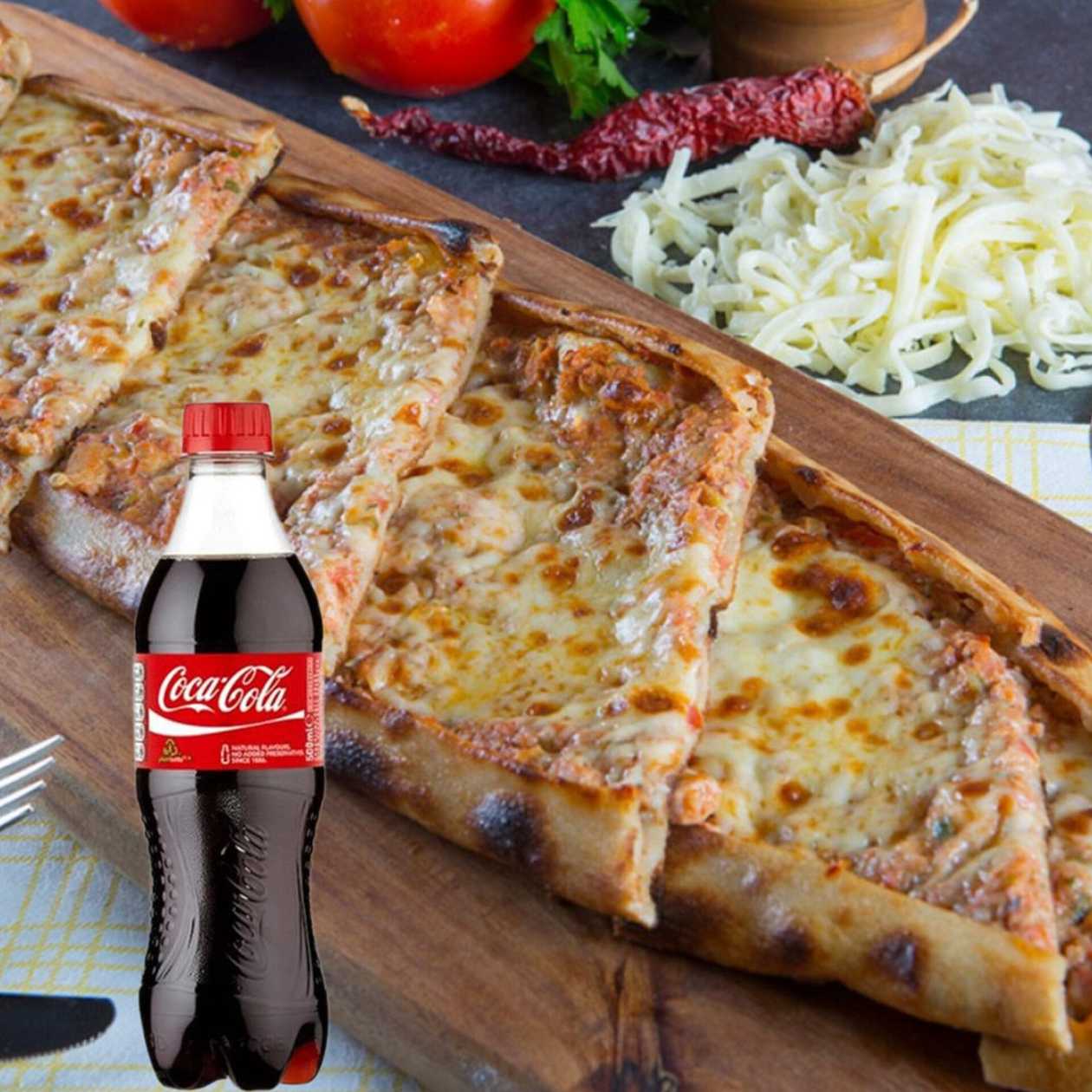 TOYUGLU PENDİRLİ PİDE  + İçecek (300 ml.)