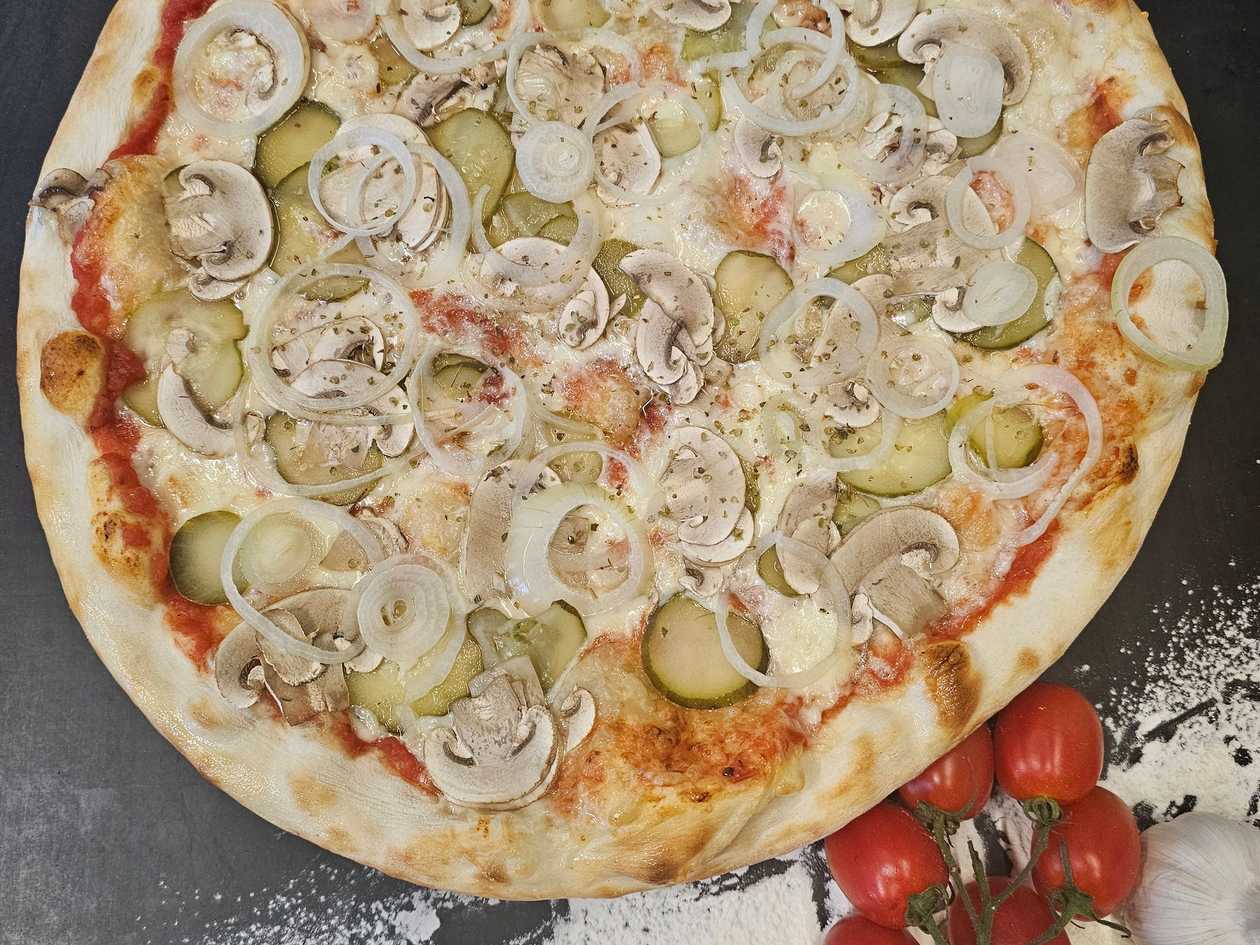 Mushroom pizza