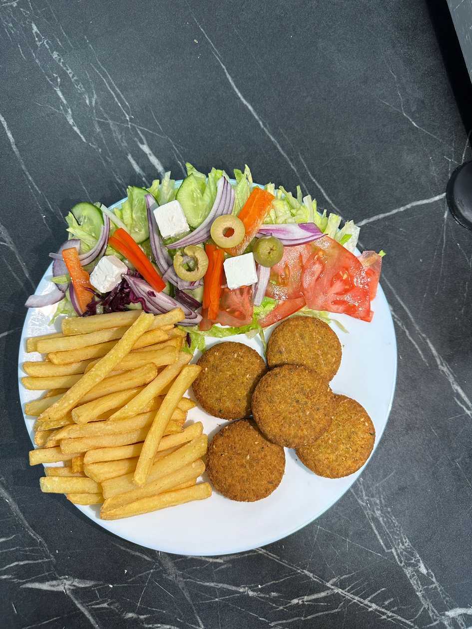 Talerz Falafel