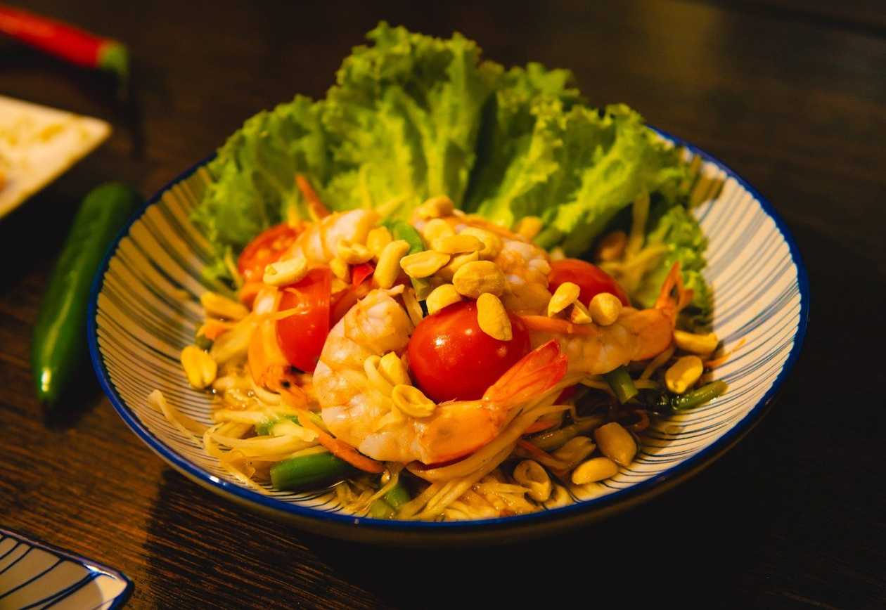 *** PAPAYA SALAD WITH SHRIMPS