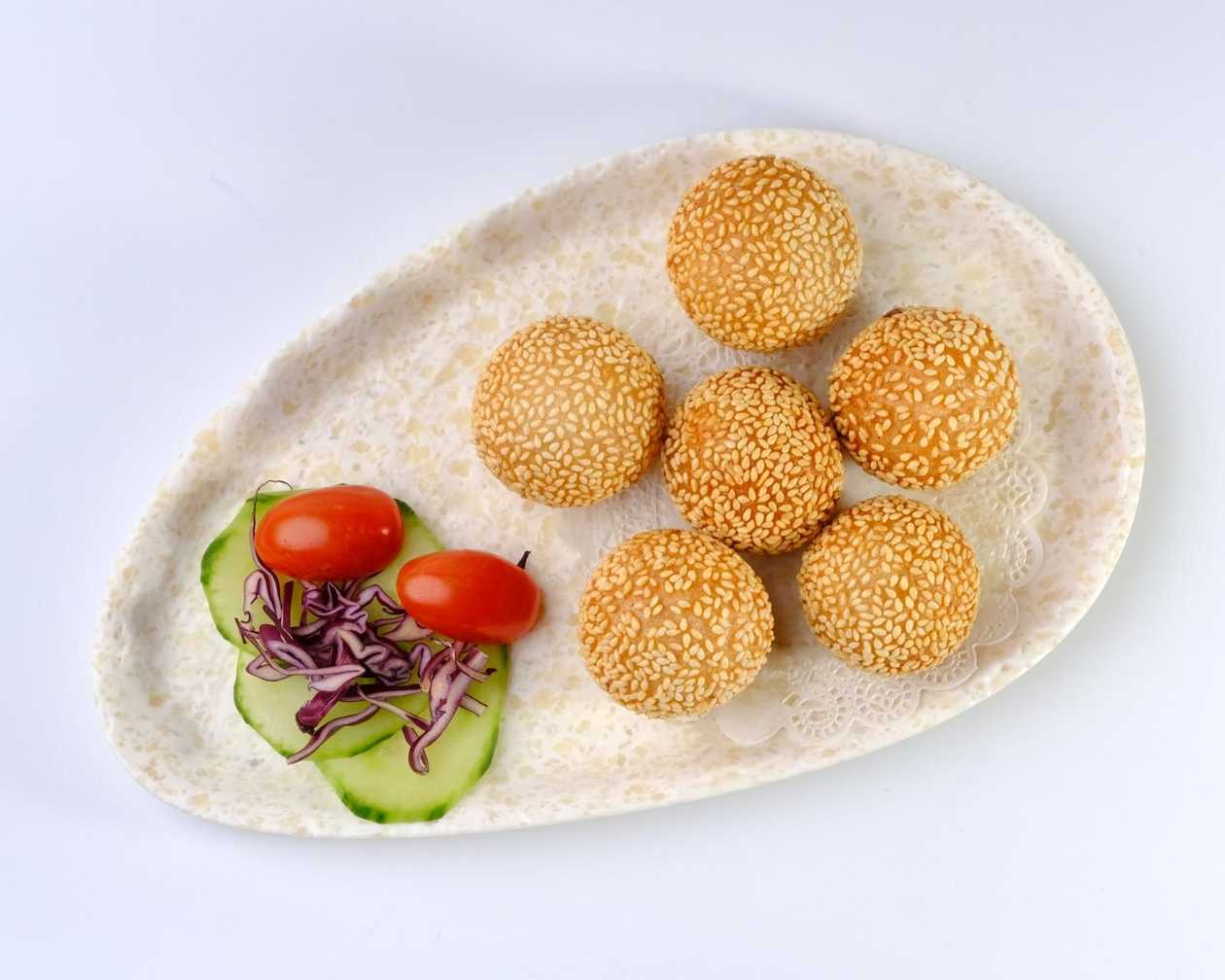 023. Sesame Balls (6 pieces)