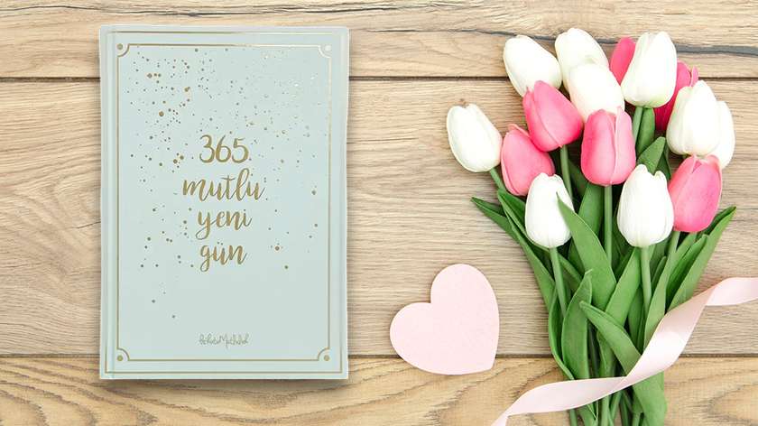 365 Happy New Day Glam