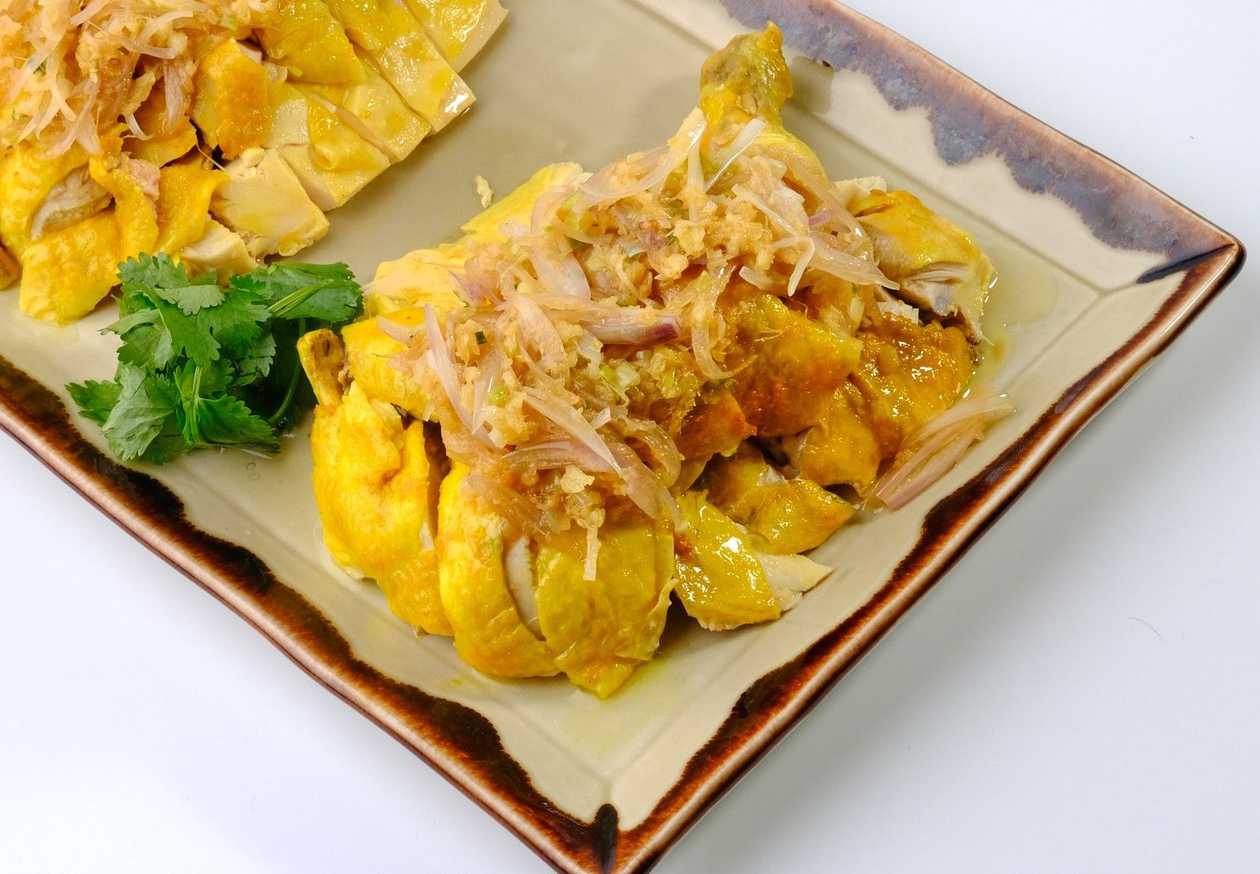 126. Ginger Scallion Oil Chicken (Half)