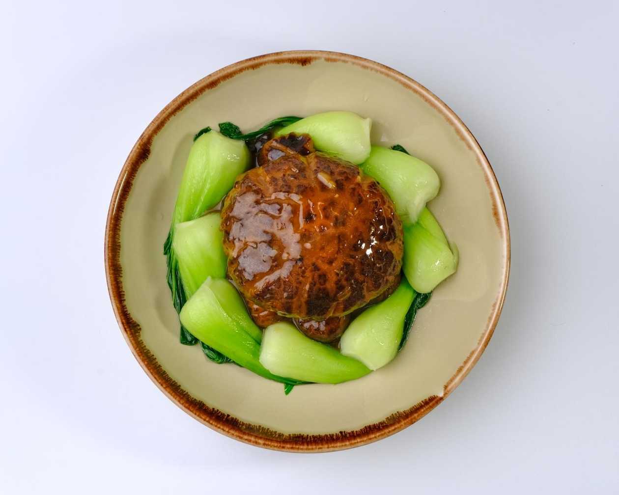 134. Braised King Shiitake Mushrooms In vegetarian Oyster Sauce
