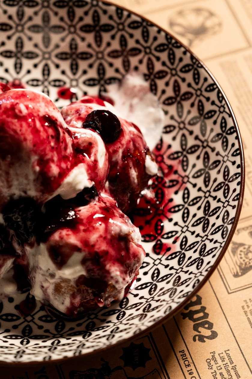 Papanasi Bollo with homemade jam