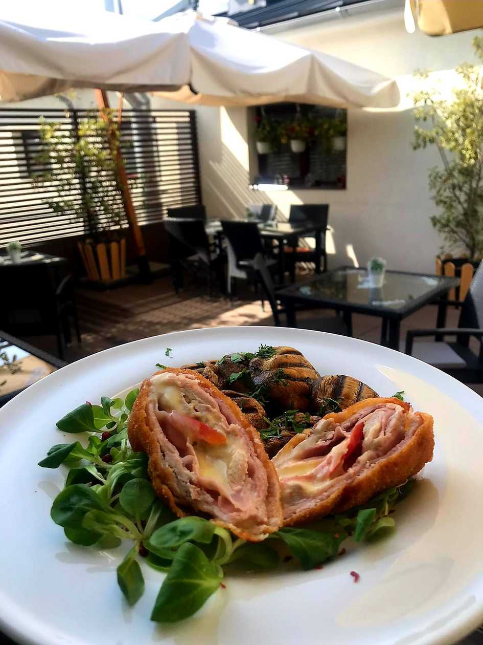 Cordon Bleu De Pui (fara garnitura)