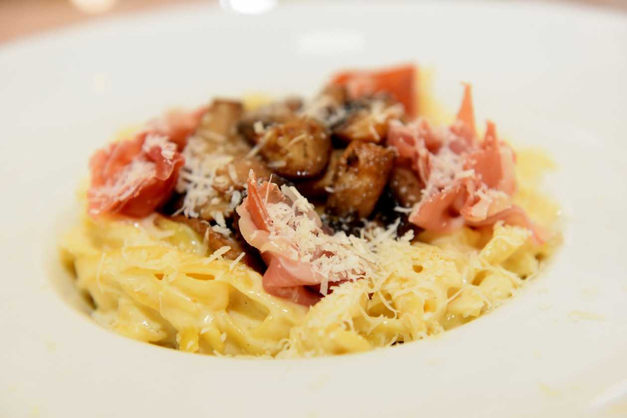 Tagliatelle Cu Ciuperci