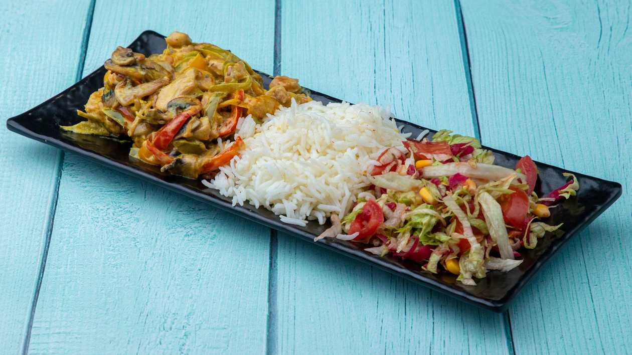 Chicken with Creamy Sauce