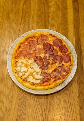 Pizza Quattro Carni (650g)