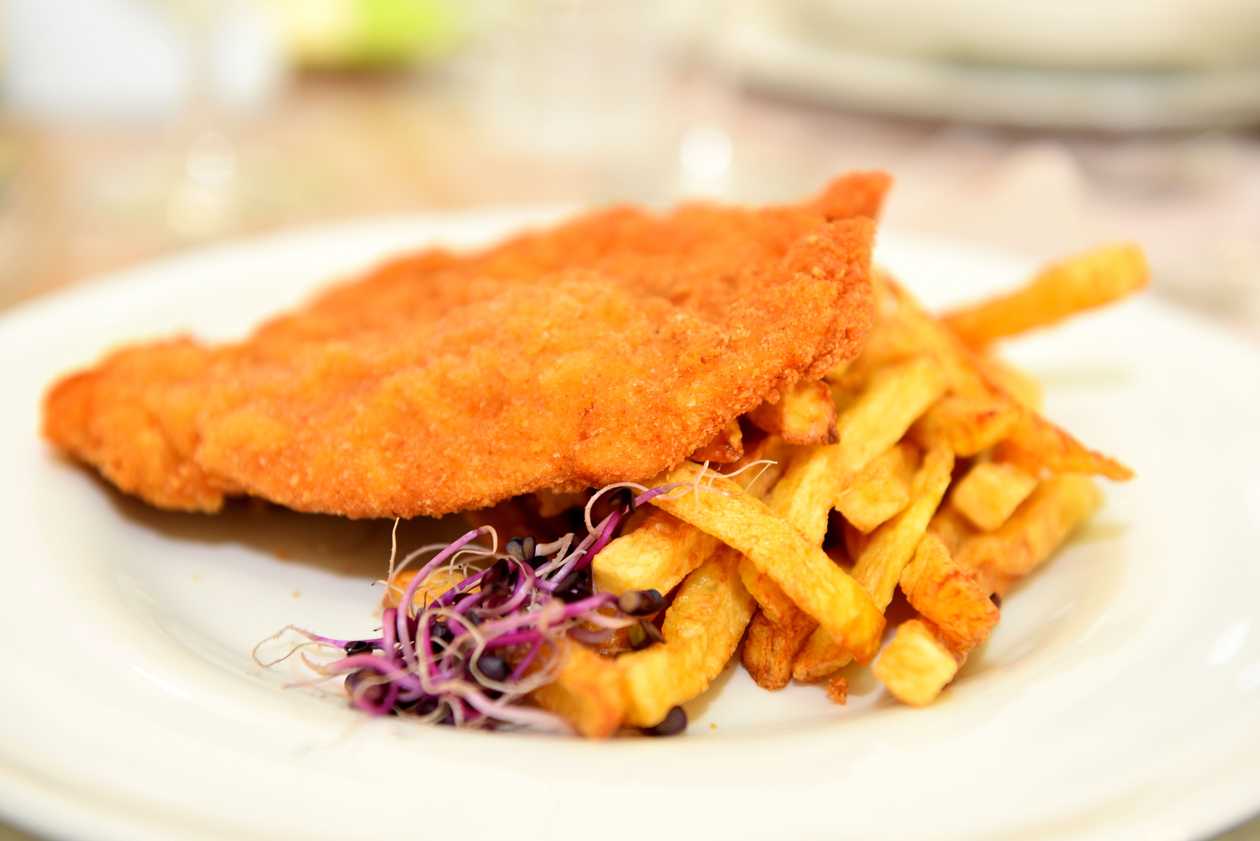 Snitel Din Piept De Pui (fara garnitura)