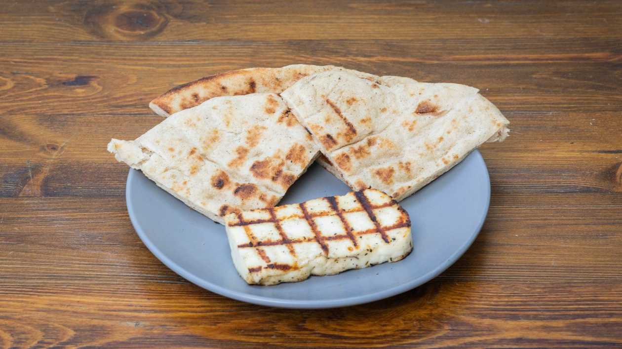 Halloumi Piece