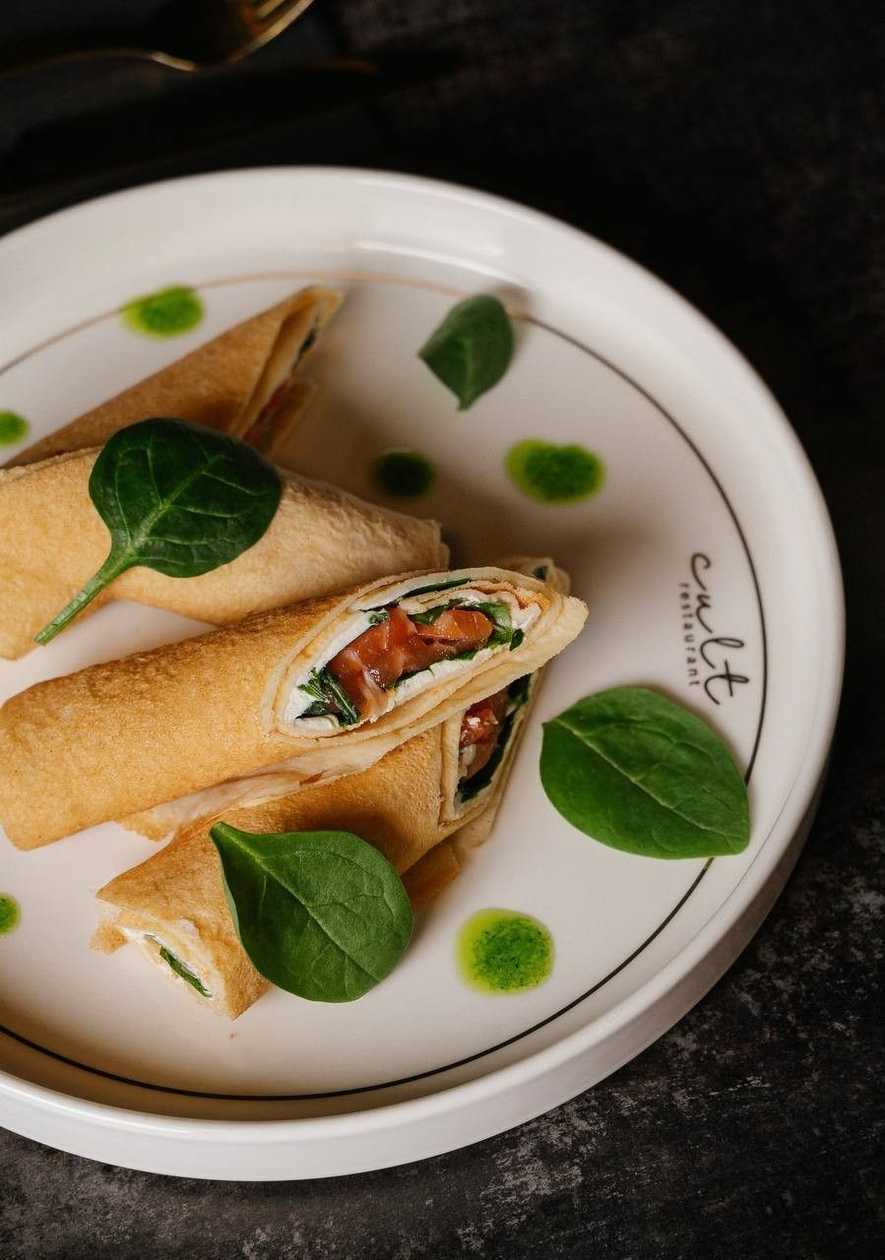 Crepes with Salmon Gravlax