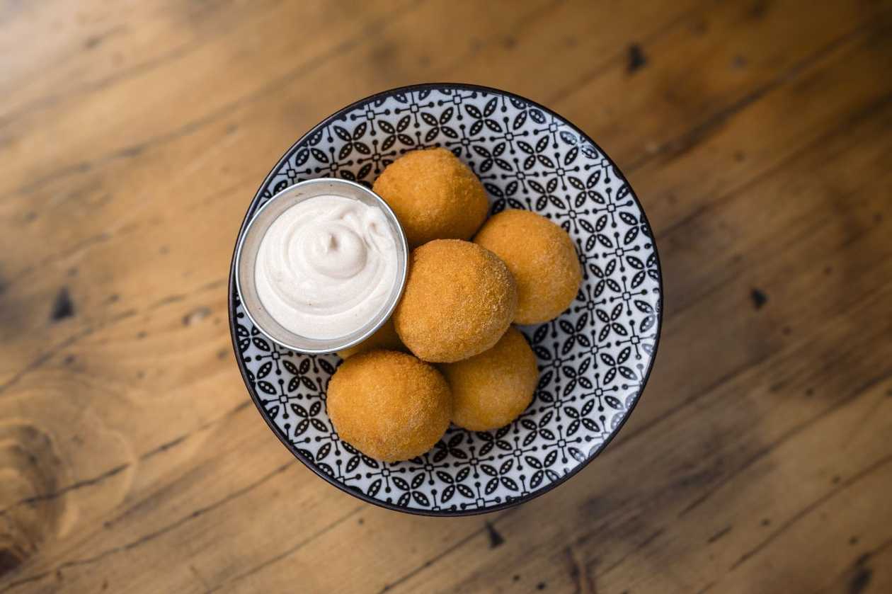Cheesy Jalapeno Balls