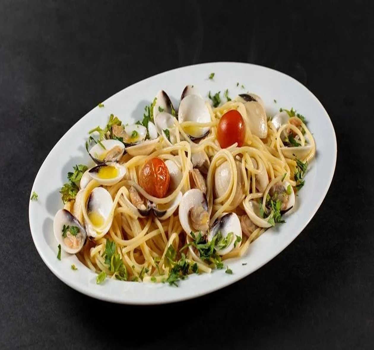 Spaghetti Alle Vongole E Cozze