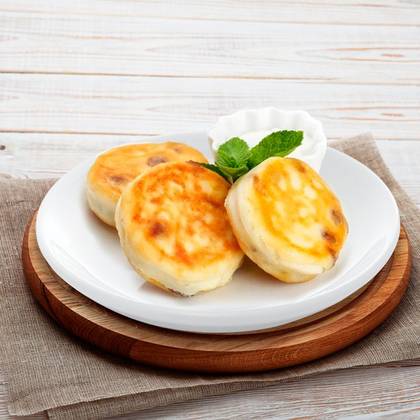 Сирники з родзинками