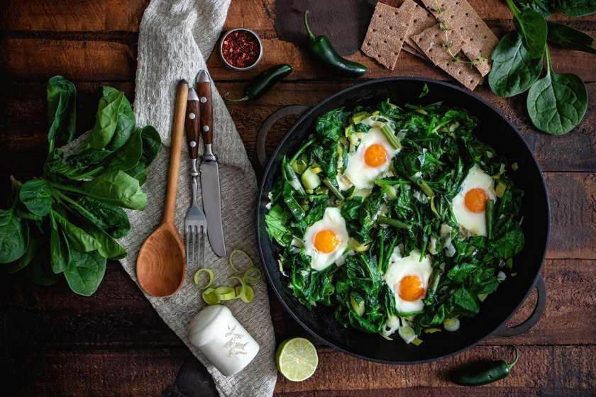 Spinach with poached eggs