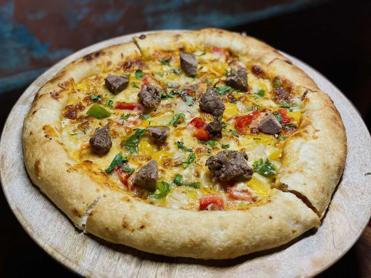 Mutton Rogan Josh Pizza