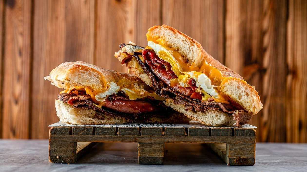 Breakfast Ftira Deal 🥯