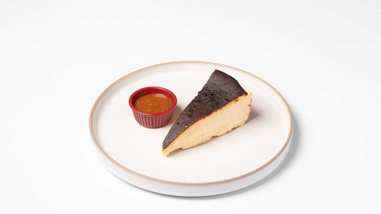 Cheesecake ''Saint Sebastian'' με Σπιτική Αλατισμένη Καραμέλα